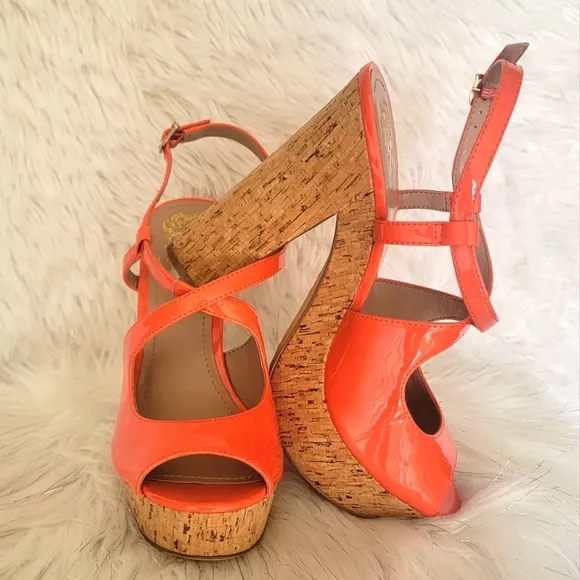 New - Vince Camuto Sandals