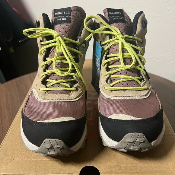 NEW WITH BOX MERRELL SPEED SOLOMID WOMENS SIZE 10