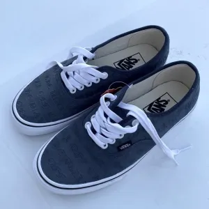 New with tag Vans Deboss Otw Sneakers Dress