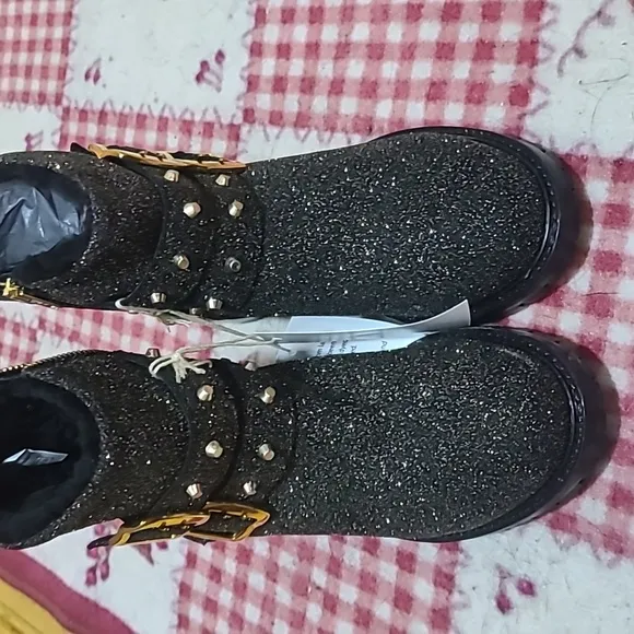 New without box Ross &amp; snow sparkle boots