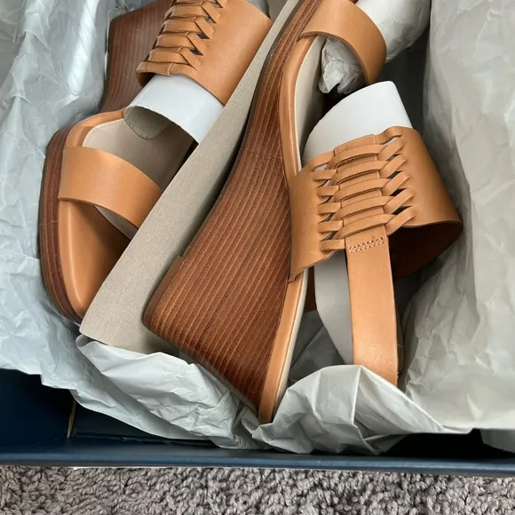 NIB Cole Haan Wedges size 9.5