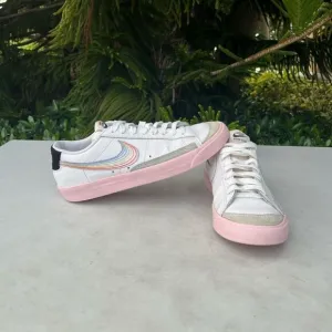 Nike ‘77 Blazer Vintage Be True Low Shoes Womens Size: 10