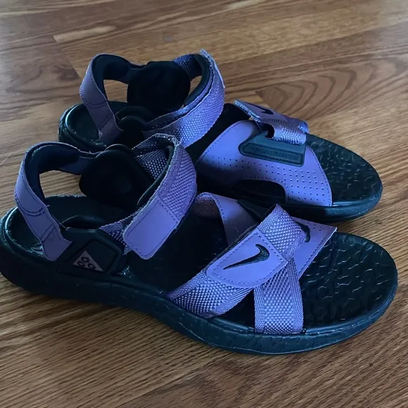 Nike ACG Air Deschutz  Sandals