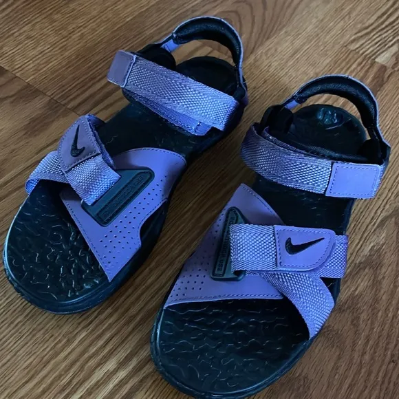 Nike ACG Air Deschutz  Sandals