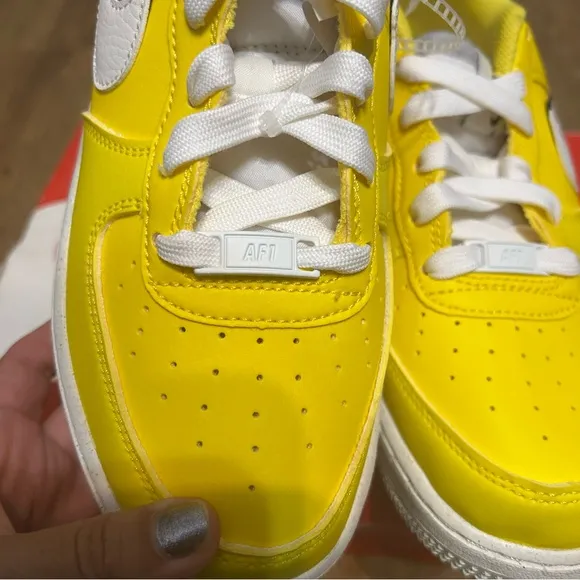 NIKE Air Force 1 '07 LV8 '82 - Tour Yellow' lace up shoes sneakers women’s 8.5