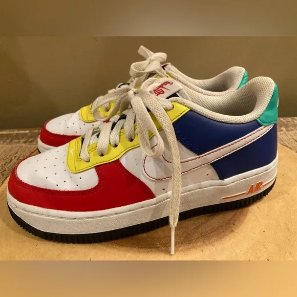 Nike Air Force 1 LV8 Sneakers Shoes Colorful FN6980-657 Kids Youth Size 4Y