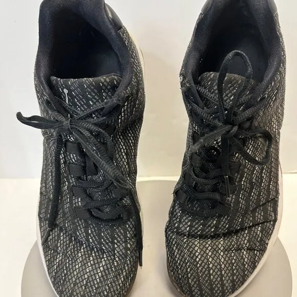 Nike Air Jordan B Fly Knit Men's Size 10 Basketball Shoes Black Grey