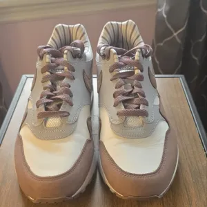Nike Air Max 1 Premium Shima Shima Men's Sneakers Size 9.5 Plum  White Athletic
