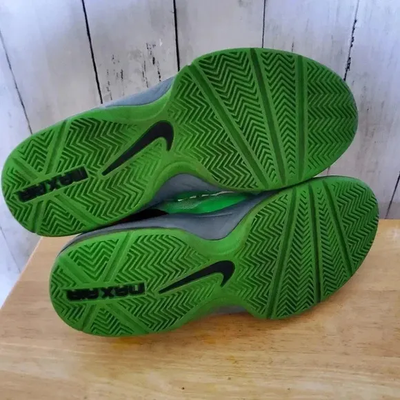 Nike Air Max Stutter Step 2 Sneakers