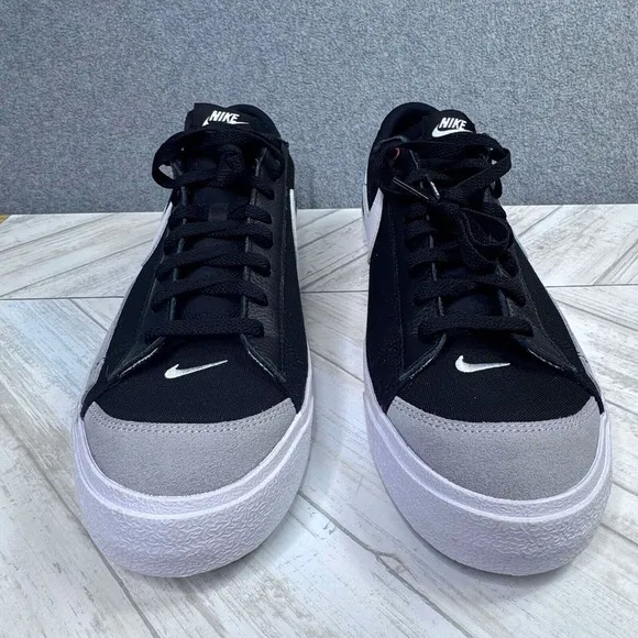 Nike Blazer Low '77 Mens Size 13 Black Gray White Swoosh Run‎ NY DZ2654-900