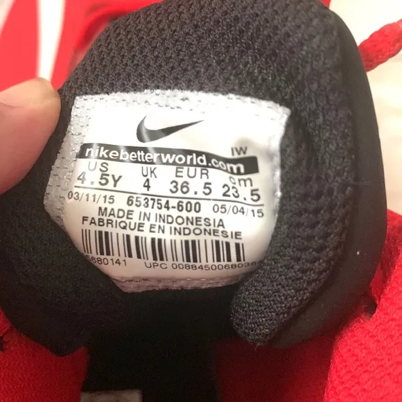 Nike Boys 4.5 Airmax Stutter Step 2 Basketball Sneakers Athletic Shoes Red NEW