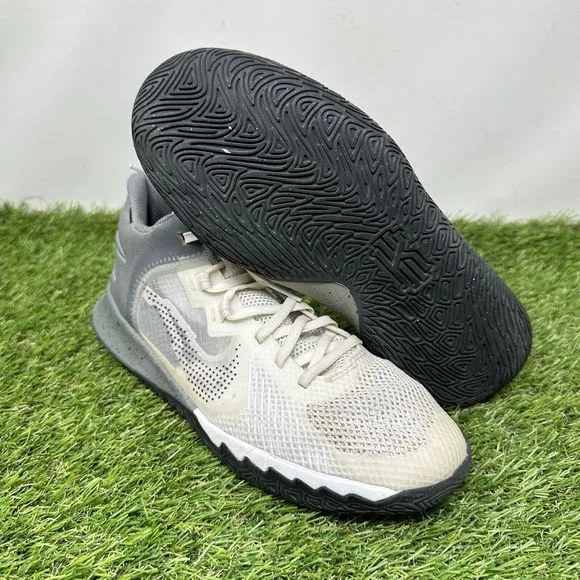Nike Boys Kyrie Flytrap 5 DD0340-112 White Basketball Shoes Sneakers Size 6.5Y