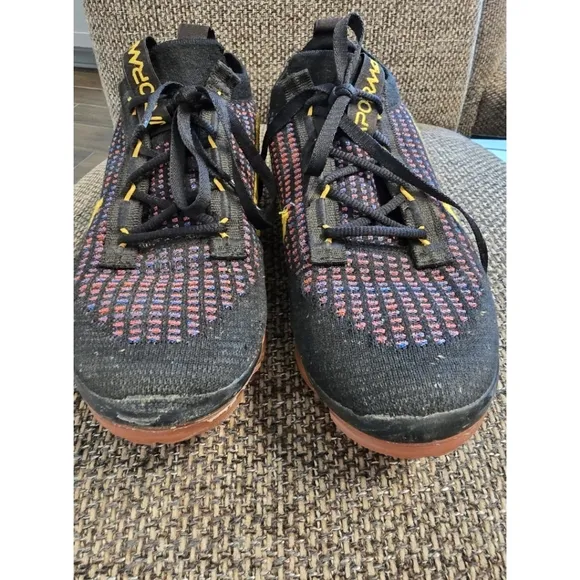 Nike Boys Vapormax Shoes Sneakers 4.5 4.5y