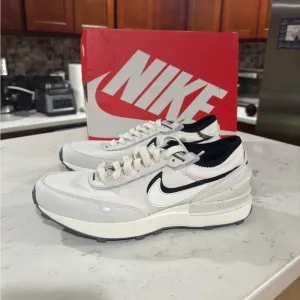 Nike Boys Waffle One AI SE DQ0470-001 White Casual Shoes Sneakers Size 4.5Y-6.5Y