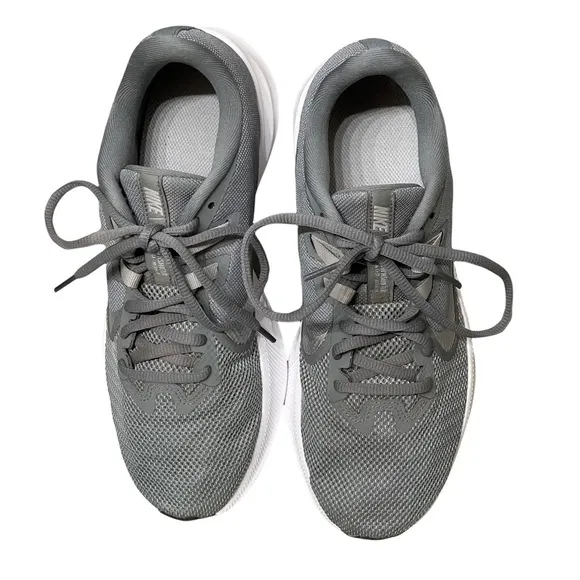 Nike Downshifter 9 Gray Running Sneakers Women’s Size 7.5 AQ7481-001
