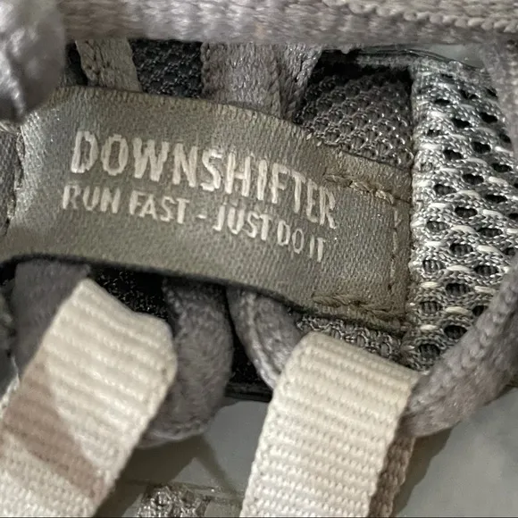 Nike Downshifter 9 Gray Running Sneakers Women’s Size 7.5 AQ7481-001