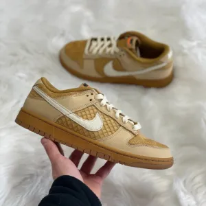 Nike Dunk Low Waffle Tan Brown White Mens Casual Shoes FZ4041-744 VNDS Sz 9