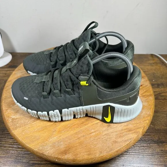 Nike‎ Free Metcon 5 Green Yellow Men's Size 7.5 Shoes Sneakers DV3949-300