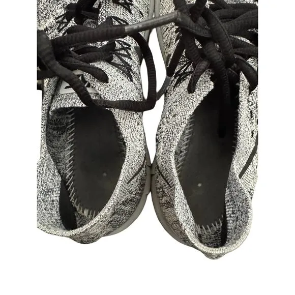 Nike Free RN Flyknit Women's Sz 8.5 Running Shoes Black White Oreo mesh 2017