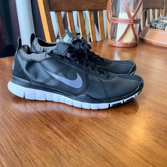 Nike Free Twist 5.0 shoes sneakers 488496 002 Womens Size 9