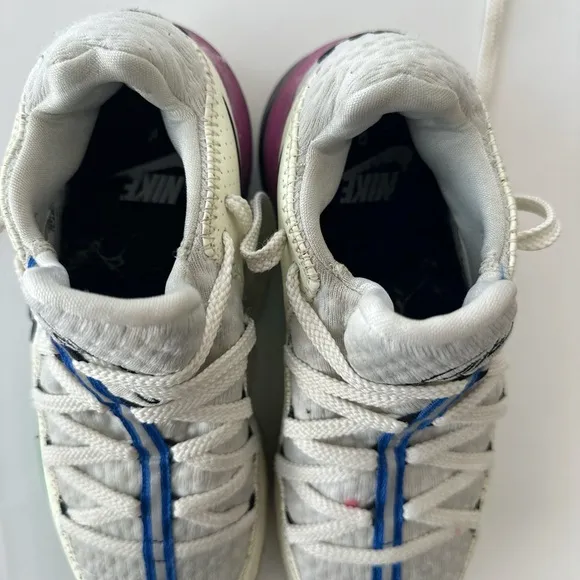 Nike LeBron 17 Glow In The Dark  Athletic Shoes Sneakers