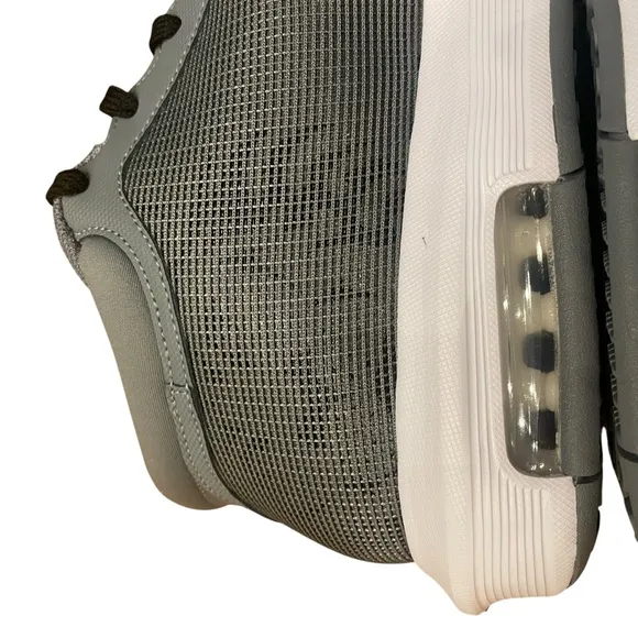 Nike Lebron James Witness 8 Mesh Basketball Shoes Gray, Black  Men’s Sz 17 NWOB‎