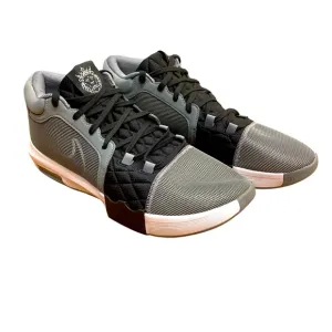 Nike Lebron James Witness 8 Mesh Basketball Shoes Gray, Black  Men’s Sz 17 NWOB‎