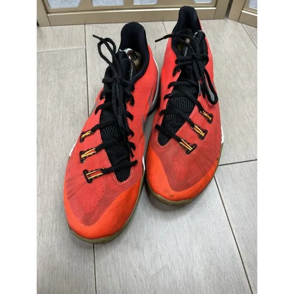 Nike Men basketball Hyperchase PRM 705369-601 Orange sneakers 11.5 shoes