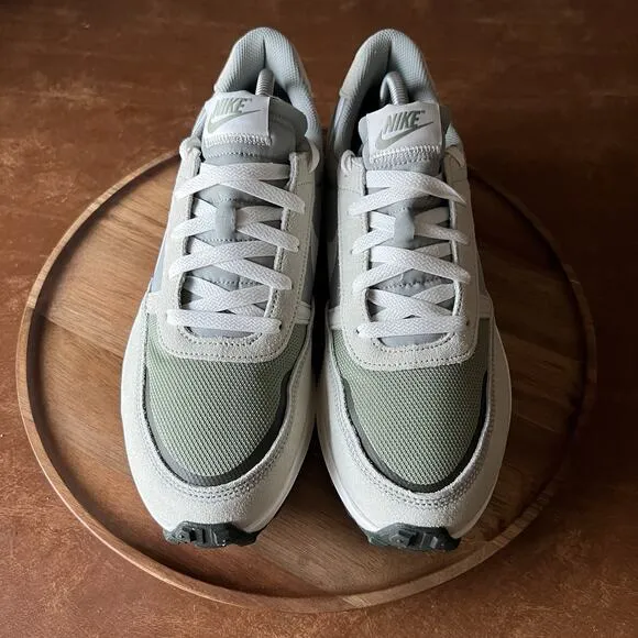 Nike Men's Waffle Nav Suede Jade Horizon Green Walking Sneakers Shoes Size 10.5