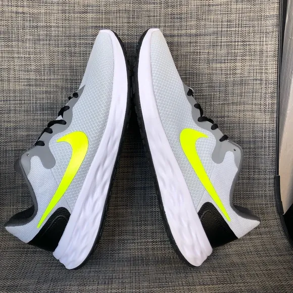 Nike Revolution 6 Next Nature Pure Platinum/Volt/Black Running Shoes Men’s 10.5