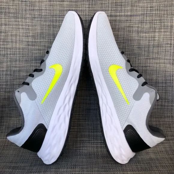 Nike Revolution 6 Next Nature Pure Platinum/Volt/Black Running Shoes Men’s 10.5