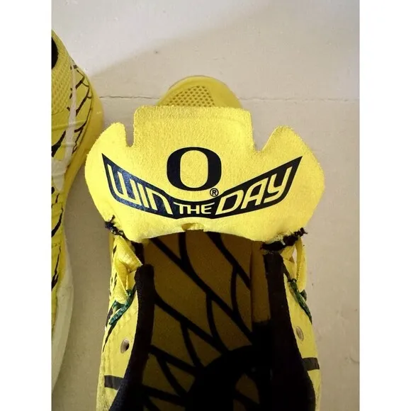 Nike Univ. Oregon Fighting Ducks Yellow TR1 LE Lunar US 8.5 654283-701 42 EUR