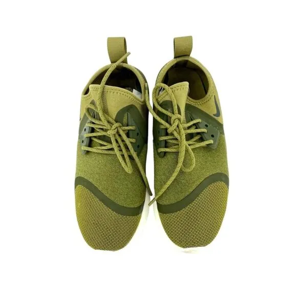 Nike Womens Lunarcharge BR 942060-600 Green Running Shoes Sneakers Size 7.5