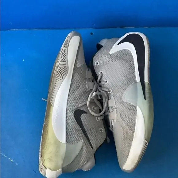 Nike Zoom Freak 1 Mens Size 9 Shoes Sneakers Basketball BQ5422-002