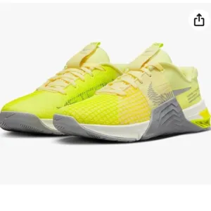 Nike Metcon 8 Womens Shoes