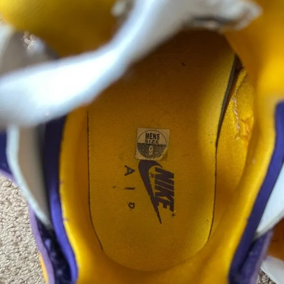 Nike's Air Flight Huarache Basketball Sneaker Purple/yellow Kobe Lakers, LSU Sz9