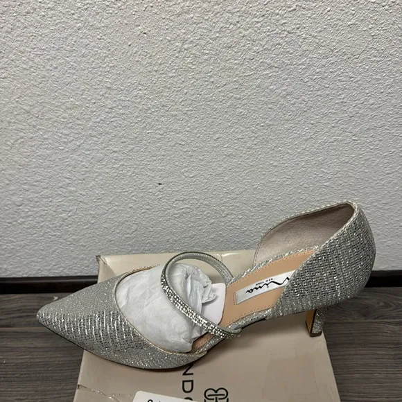 NINA BRYSTOL SILVER GLITTER MESH WITH CRYSTAL BAND MID-HEEL D'ORSAY PUMPS