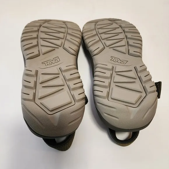 NWOB TEVA HURRICANE SIZE 13 S/N 1091588 OLIVE HUNTER GREEN MEN'S SANDALS SHOE
