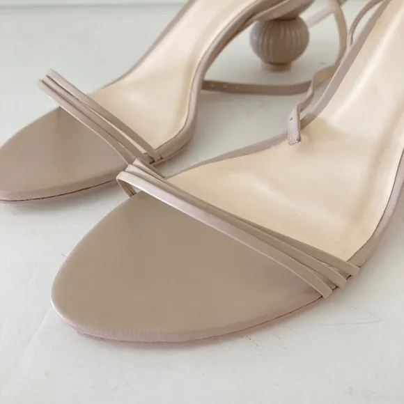 NWOT Anthropologie Guilhermina Sculptured Heeled Creme Sandals Sz 7, 8, 9