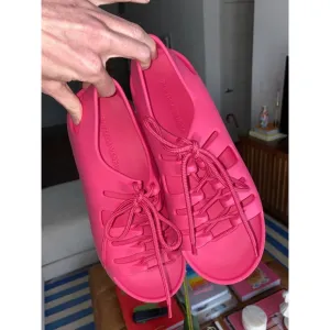 NWOT Bottega Veneta Jelly Lace Up Sandals
