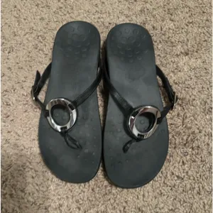 NWOT‼️Vionic Women's Rest Karina Backstrap Sandal