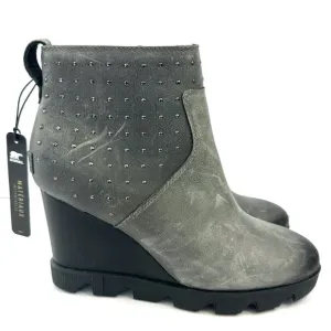 NWT Sorel leather waterproof Joan Uptown gray stud bootie ankle boots wedge 7.5