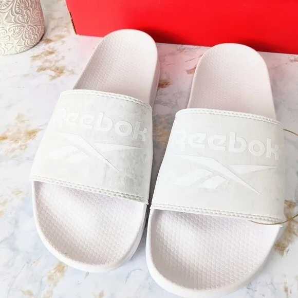 NWT White Reebok Fulgere Slide Sandals