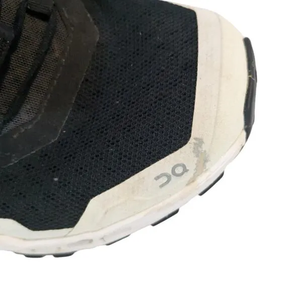 On Cloud Women's Running Cloud ultra shoes Unisex Size 8.5 in White