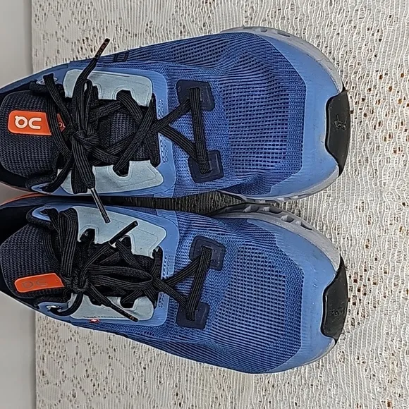 On Running Cloudstratus Helion lake blue orange running walking gym shoes Sz 8.5