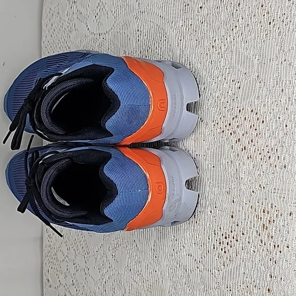 On Running Cloudstratus Helion lake blue orange running walking gym shoes Sz 8.5