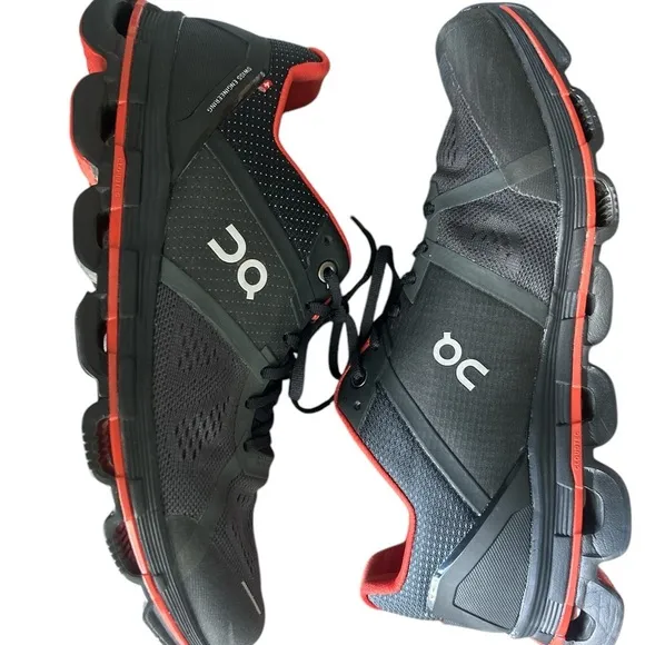 On Running Men's Black Shoes Sz 8.5