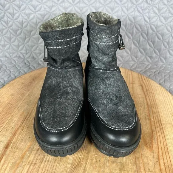 OTBT Fanfare Boots Women’s 8 Snow Reversible Spikes Black
