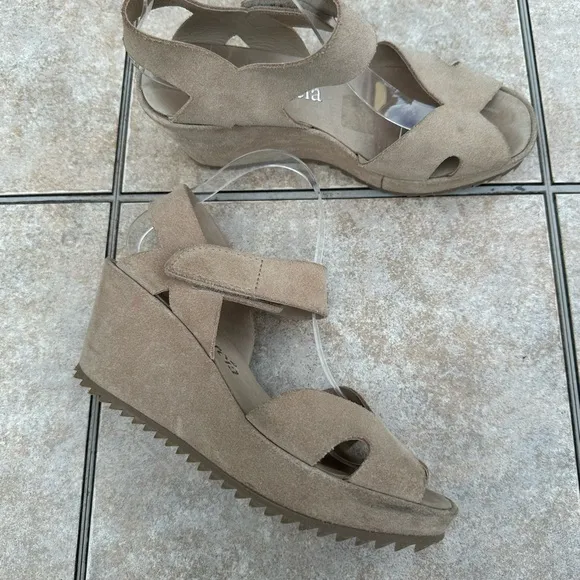 PEDRO GARCIASuede Sandals
