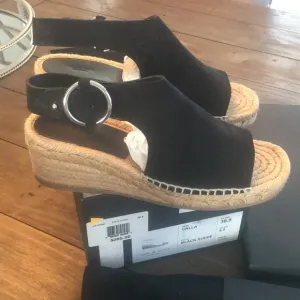RAG &amp; BONE CALLA SANDALS